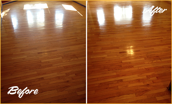 Before and After Picture of a Presto Wood Deep Cleaning Service on a Room Floor to Remove Scratches